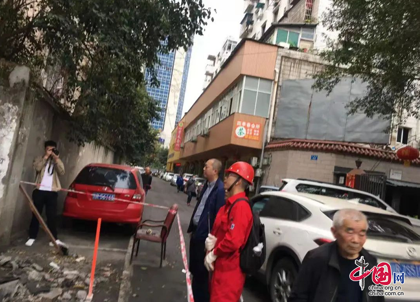 南充城管以案釋法 消除燃氣安全隱患