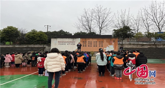 綿陽市遊仙區小枧鎮建華小學開展“3月學雷鋒”主題志願服務系列活動