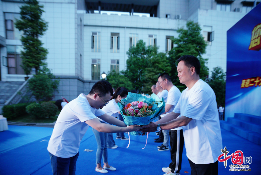 接续百年荣光、彰显青春力量——顺庆区法院举行庆祝中国共青团成立100周年主题活动