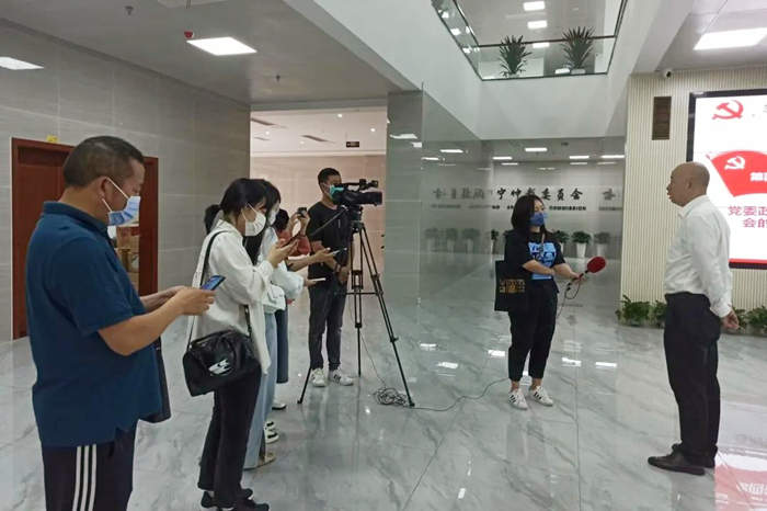 多家媒体走进遂宁市公共法律服务中心 “零距离”体验有温度的公共法律服务