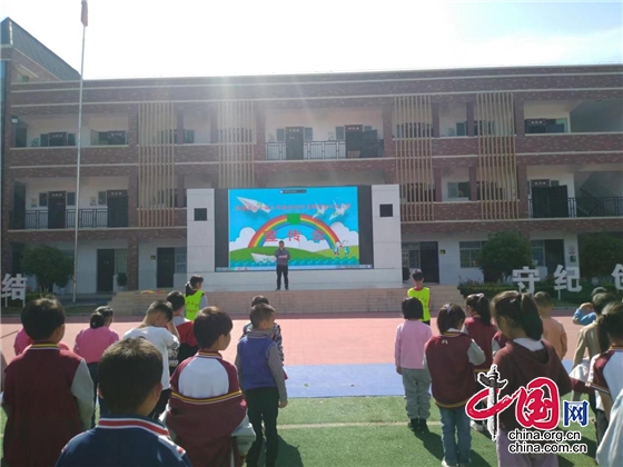 綿陽市梓潼縣石牛鎮小學資助工作精準解難題