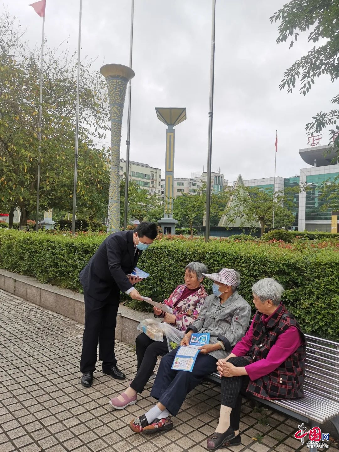 蓬安县检察院开展打击整治养老诈骗犯罪专项行动等系列宣传活动