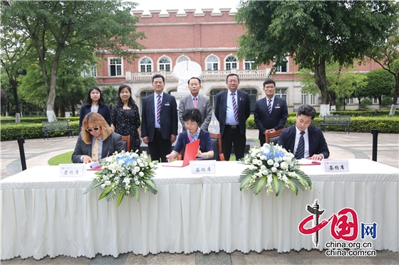 泛美教育集团与韩国5所高校签约 搭建本硕直通桥梁