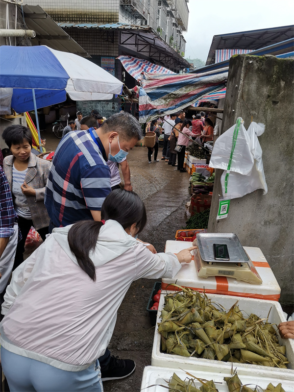 瀘州市市場監管局開展農貿市場計量監督檢查