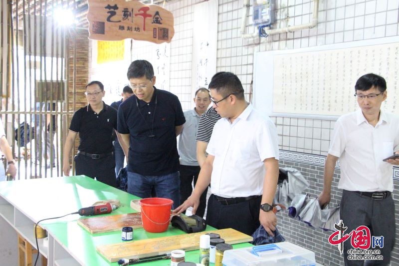 四川省教育学会小学教育分会到高县蕉村小学开展专题调研