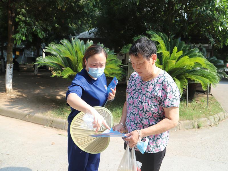 安居消防救援大队走进市民身边 宣讲燃气安全消防常识