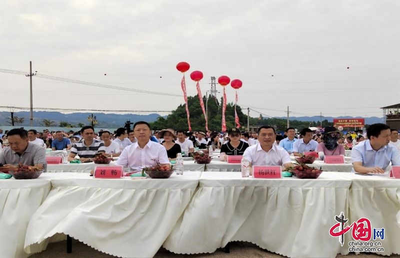 与“荔”相遇展新姿 以“节”会友促增收——2022年四川花卉（果类）生态旅游节暨宜宾大塔第九届川南荔枝文化节开幕