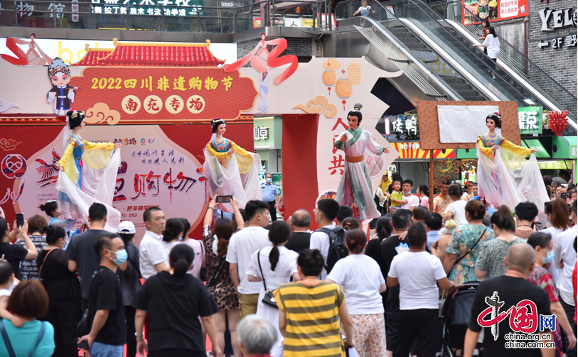 四川南充：文旅消費熱起來 煙火氣息濃起來