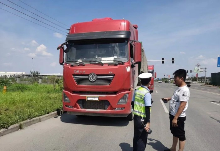 【百日行动】遂宁交警持续开展夏季道路突出交通违法专项整治