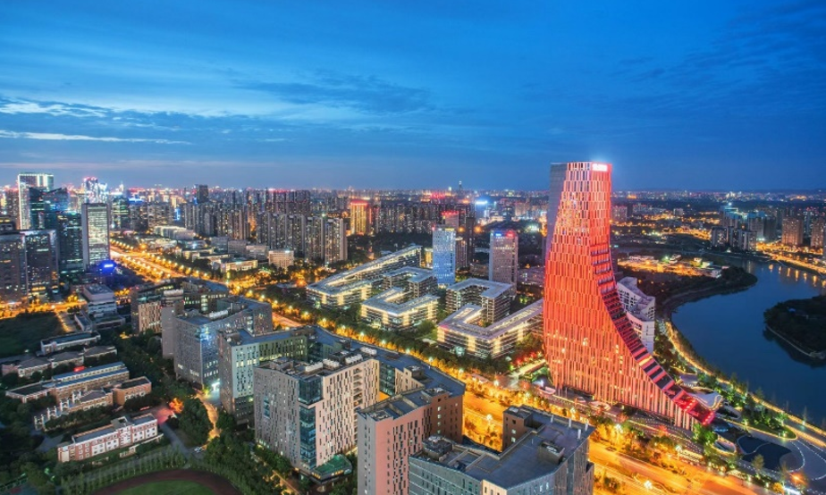 Chengdu beefs up efforts to become a highland of hi-tech enterprises