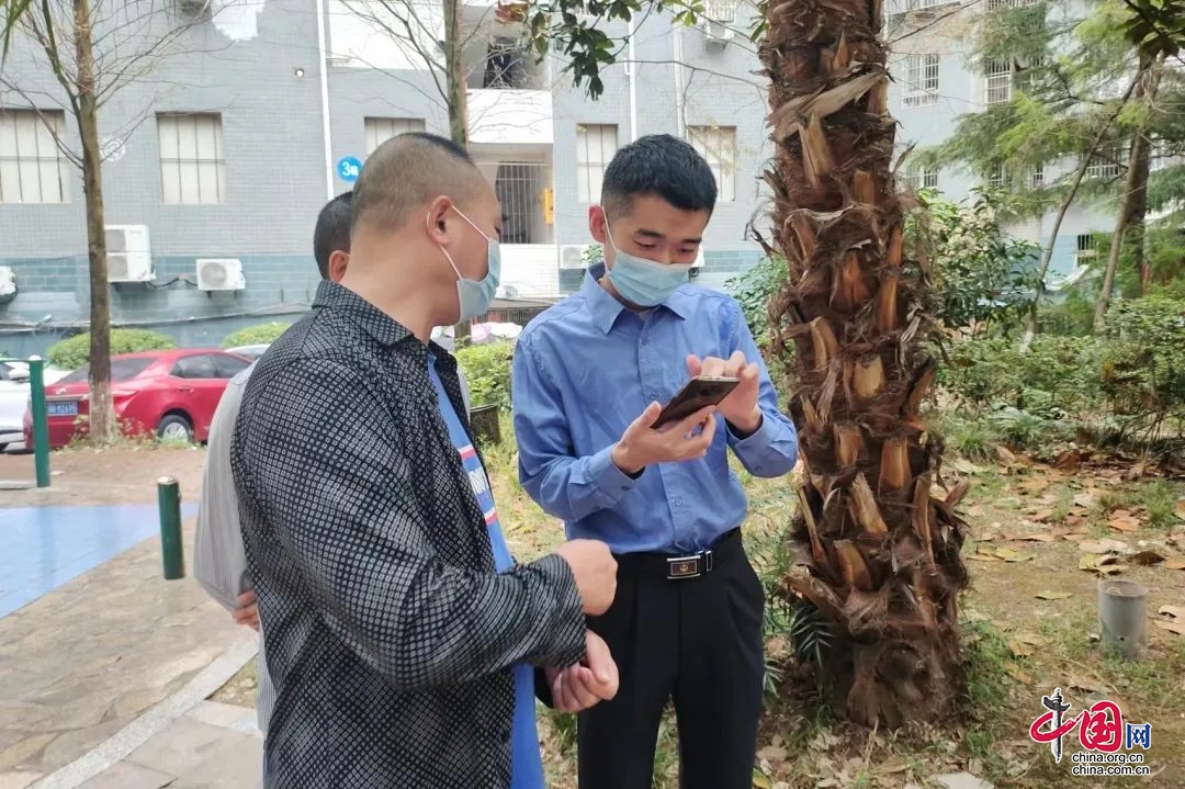 營山縣檢察院：颯颯秋雨中 濃濃檢察情