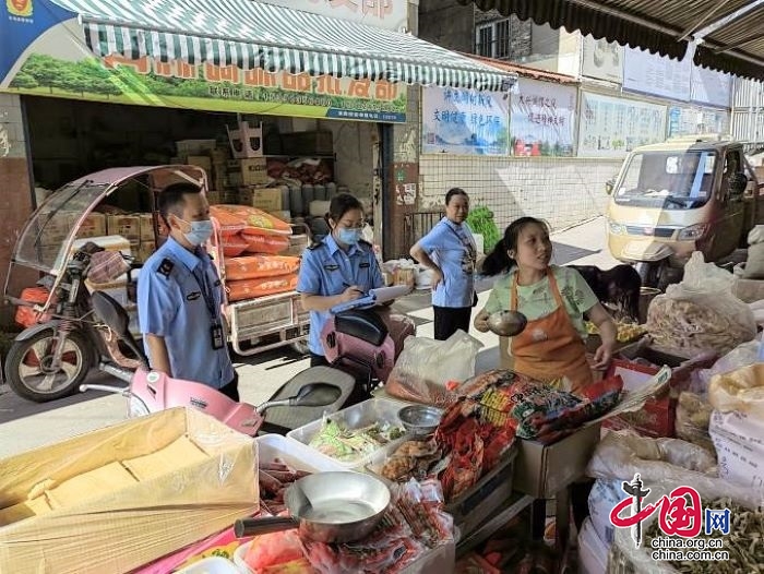 江安縣市場監督管理局疫情防控期間開展價格專項檢查 