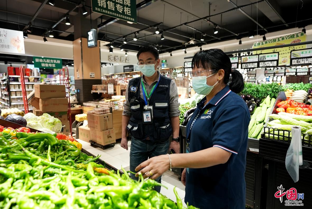 茂縣全力落實靜態管理期間保供穩價各項措施