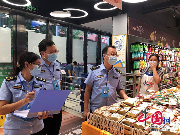 合江縣市場監管局開展中秋節月餅市場專項檢查