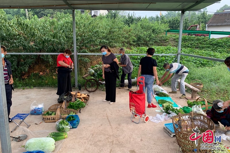 居家當前，去斑竹村的迷你市場買菜吧！