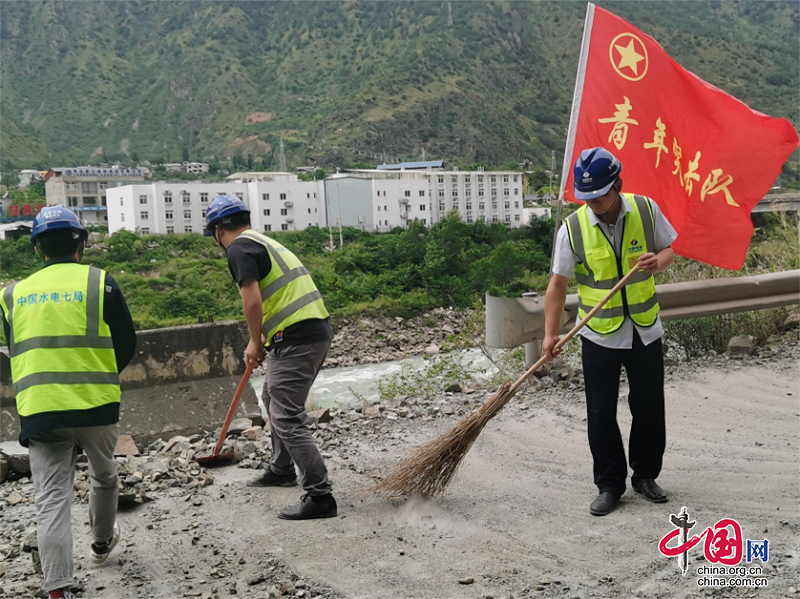 【特别报道】如画的“志愿红”——水电七局党员职工抗震抗疫工作侧记