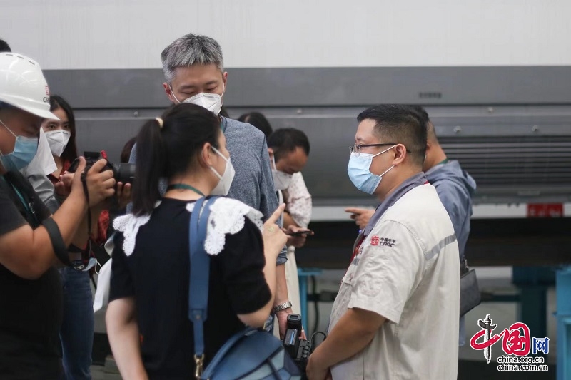 服务城市战略 领跑行业赛道 喜讯频传！全市有序恢复生产生活秩序首日成都轨道交通19号线二期列车正式亮相