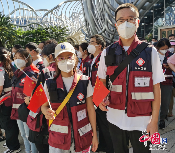 阆中市中医医院：践行初心使命 战“疫”中耀眼的一抹红