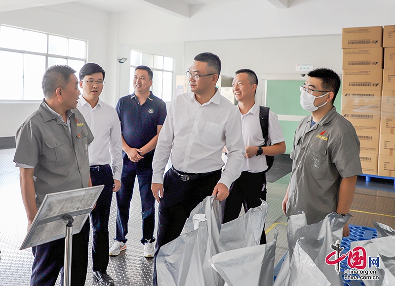 自贡市沿滩区委书记刘军率队赴无锡、长沙开展投资促进活动
