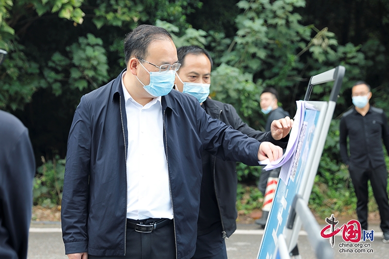 自贡市大安区委书记彭长林调研督导国庆期间疫情防控、安全生产等工作