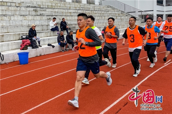 桑枣小学在绵阳市安州区体育教师体能大赛中喜获团体第一名