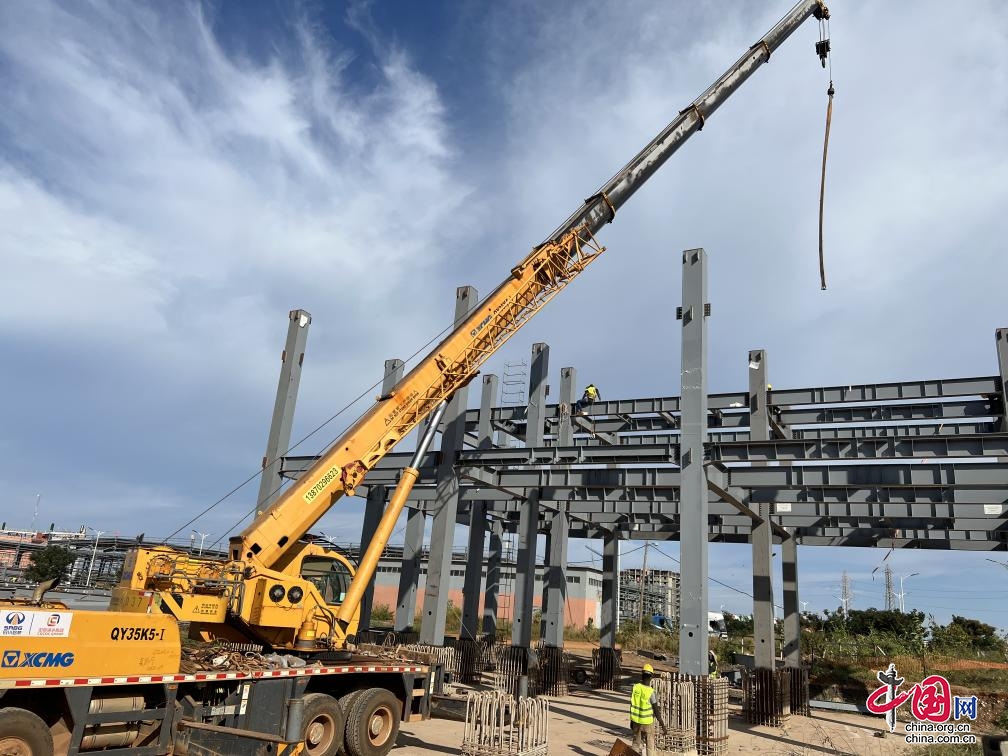 塞内加尔加姆尼亚久工业园（二期）项目全面封顶