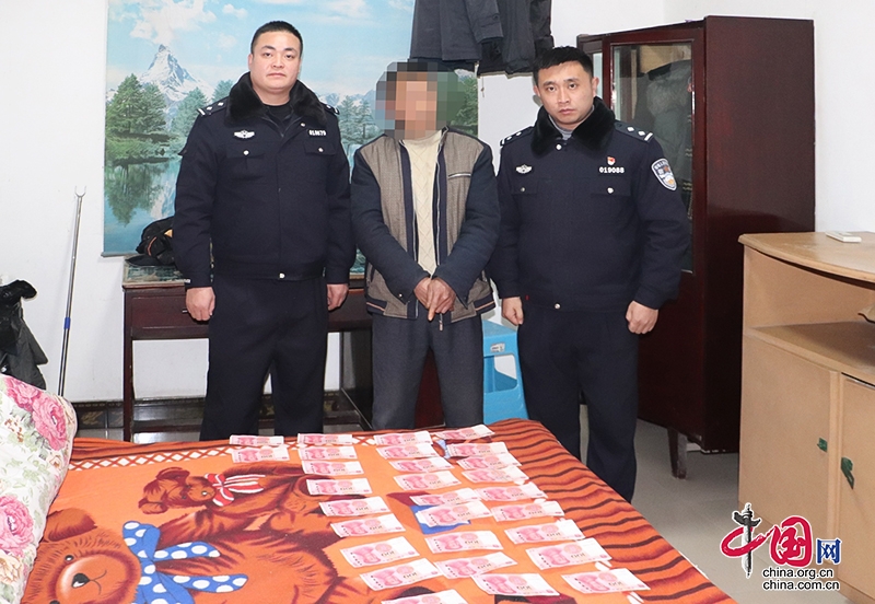自贡沿滩一男子拦路抢劫 警方48小时破案