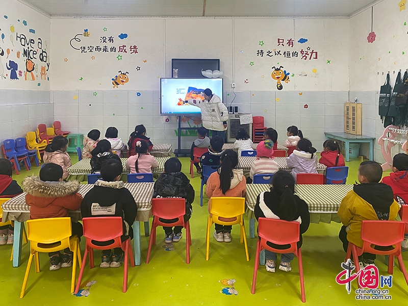 自贡大安区：绘览童书电子阅读项目吸引1800余名学生参与