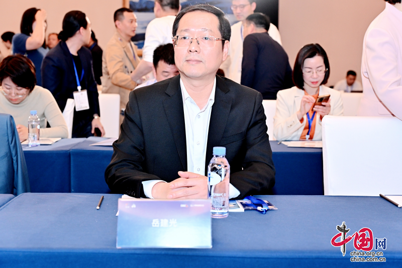 第十届中国（成都）网络视听大会遂宁市影视产业招商推介会成功举行，7大优质项目现场签约