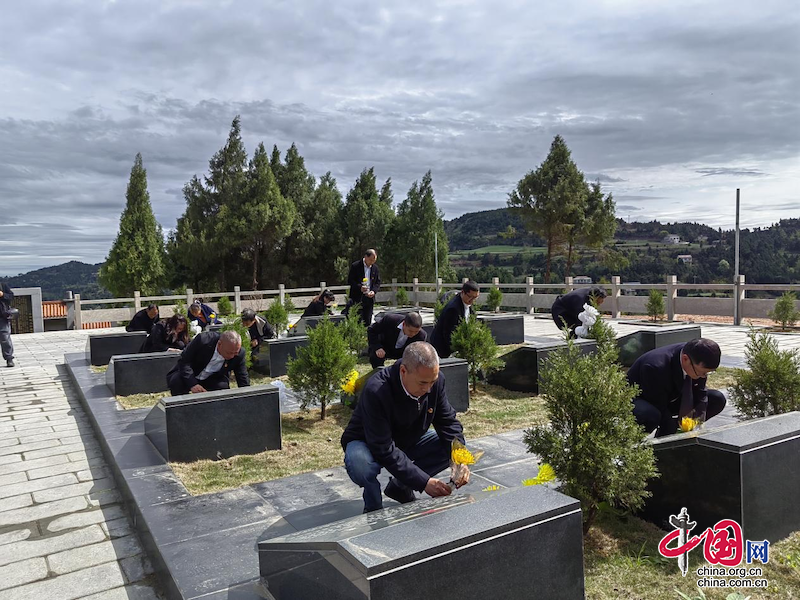 劍閣縣龍源鎮：傳承紅色精神 凝聚奮進力量