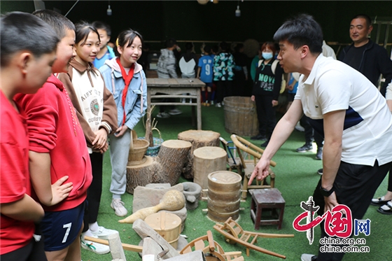 綿陽市安州區河清初中與迎新小學攜手開展勞動教育拓展活動