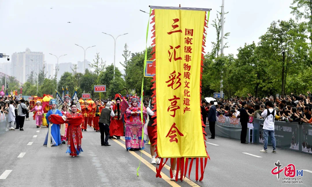 五一假期，四川渠縣三匯彩亭會(huì)開啟非遺文化盛宴