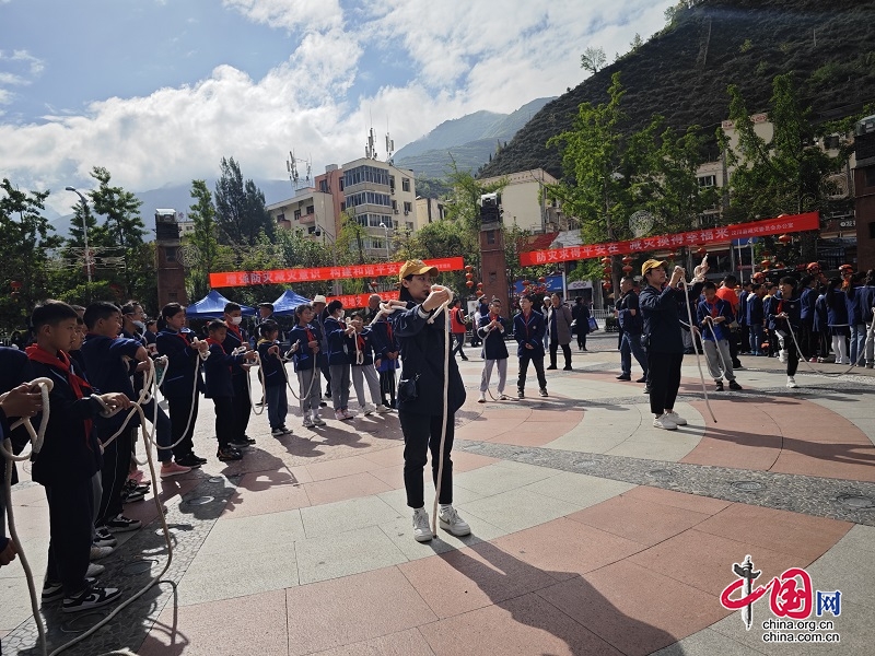 汶川县开展2023年防灾减灾宣传日汶川宣传周启动仪式暨汶川县主会场主题宣传活动