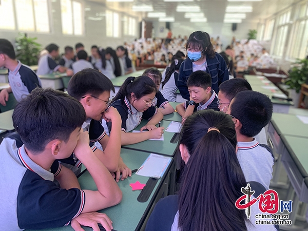 江陽區2023年春期中學班主任研修活動在瀘州十中舉行