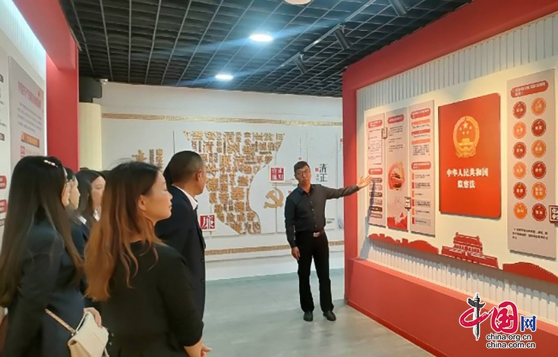 自贡市自流井区舒坪小学开展“清廉亲语”廉政文化进校园系列活动
