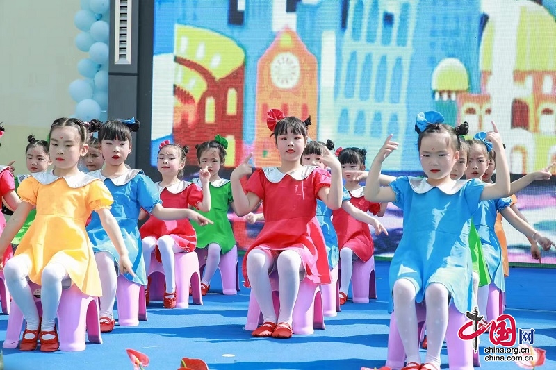 茂县各校园开展丰富多彩的庆祝“六一”国际儿童节活动