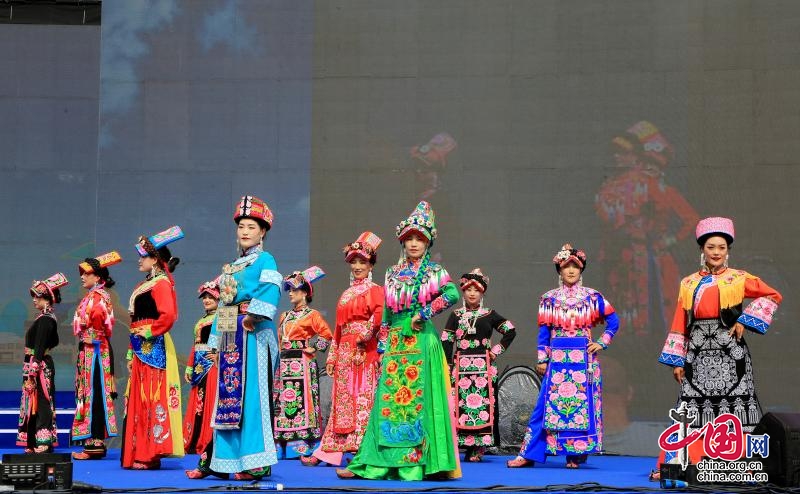茂縣舉行2023中國非遺茂縣瓦爾俄足節系列慶祝活動