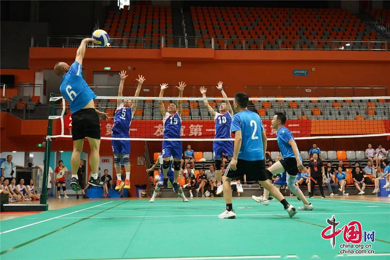 夹江县总工会代表队在乐山市首届职工气排球比赛中取得佳绩