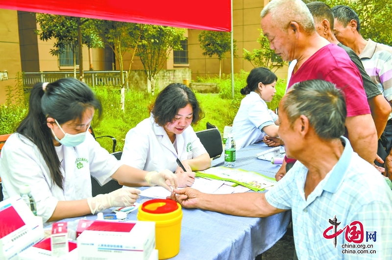 四川嘉陵：義診進社區 為居民送健康