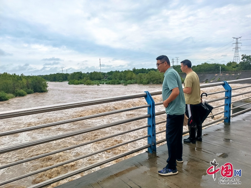 “預(yù)”當(dāng)先“實(shí)”托底，四川什邡全力迎戰(zhàn)暴雨護(hù)人民！