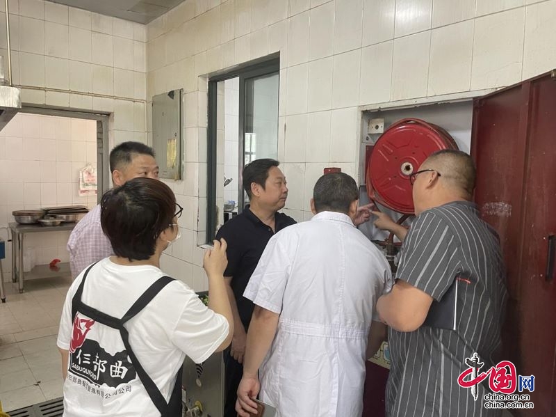 广元市妇幼保健院开展“迎大运 保安全 防灾害”安全生产大检查