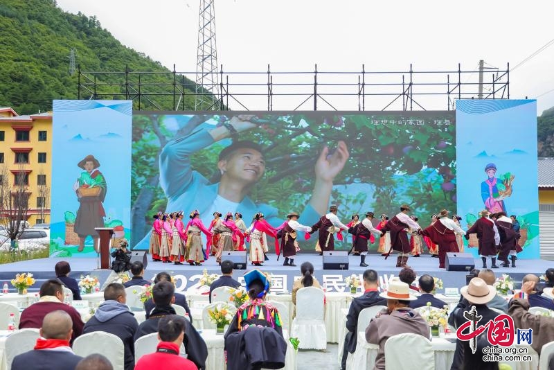 理县举行2023年中国农民丰收节暨理县第二届大白菜乡村振兴文化节活动