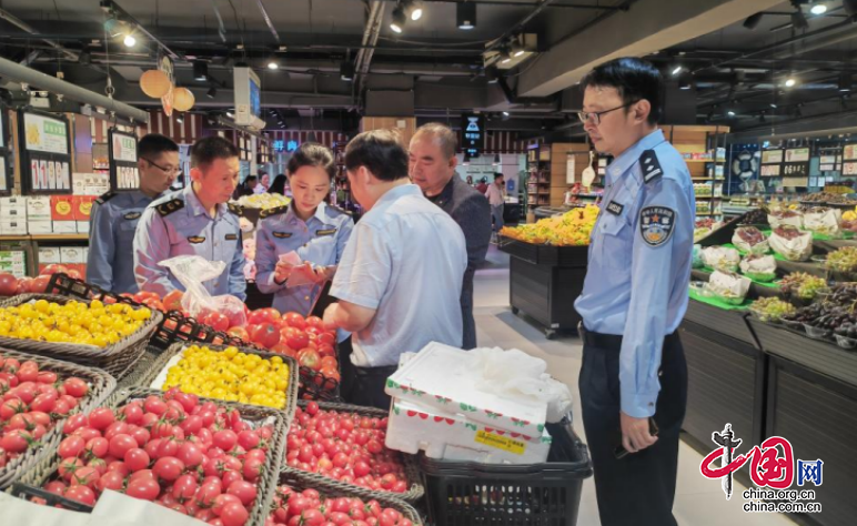 迎“雙節” 查食品|四川南部縣市場監管局聯合多部門守護“團圓味道” 