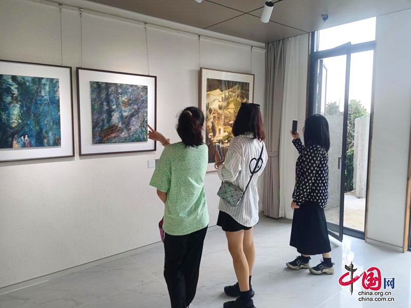 视觉盛宴！ 溪上独行·原乡——油画作品展在广汉连山开展