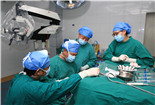 广汉市人民医院开展广汉市首例岩斜区肿瘤切除术